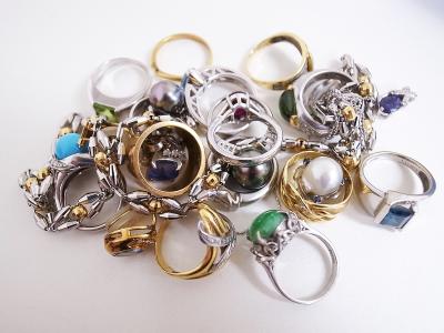 貴金属買取り （指輪　ネックレス　金　プラチナ）横浜市戸塚区