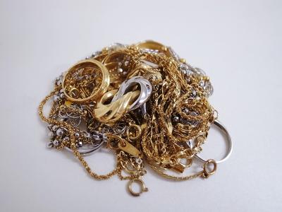 金アクセサリー買取 (ネックレス ブレス リング 金 プラチナ)藤沢市亀井野