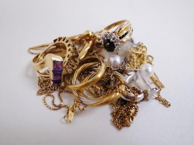 貴金属買い取り (指輪 ネックレス ピアス)藤沢市遠藤