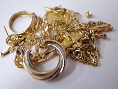 金アクセサリー買い取り (ゴールド ピアス ネックレス)藤沢市大庭