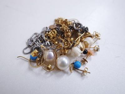貴金属アクセサリー買取 (ピアス ネックレス 金 プラチナ)横浜市泉区