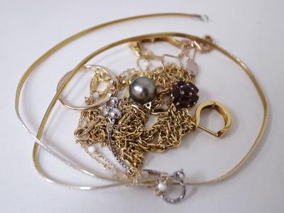 金アクセサリー買取 (ネックレス 指輪 ピアス)藤沢市善行