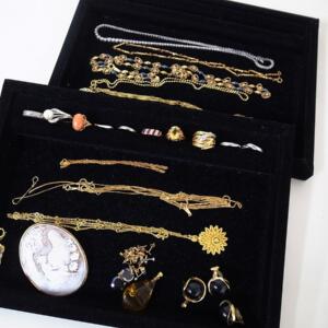 沢山のアクセサリーまとめて買取