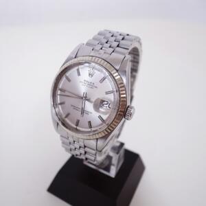 ロレックスデイトジャスト1601買取