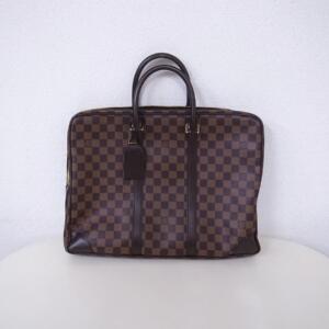 ルイヴィトンブリーフケース買取