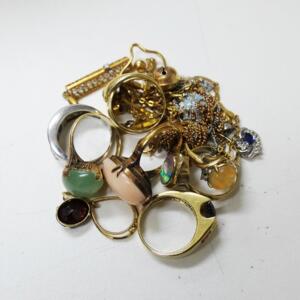 祖母のアクセサリー買取