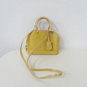 変色したルイヴィトンバッグ買取