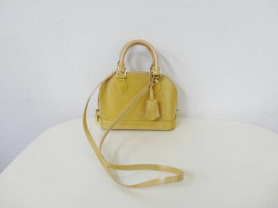 変色したルイヴィトンバッグ買取