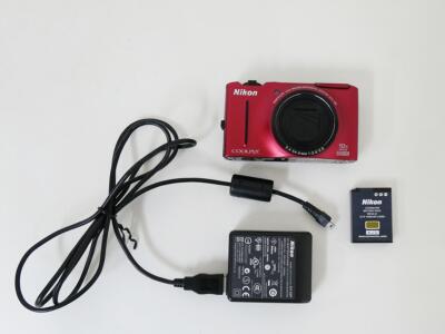 ニコンコンパクトデジカメ買取